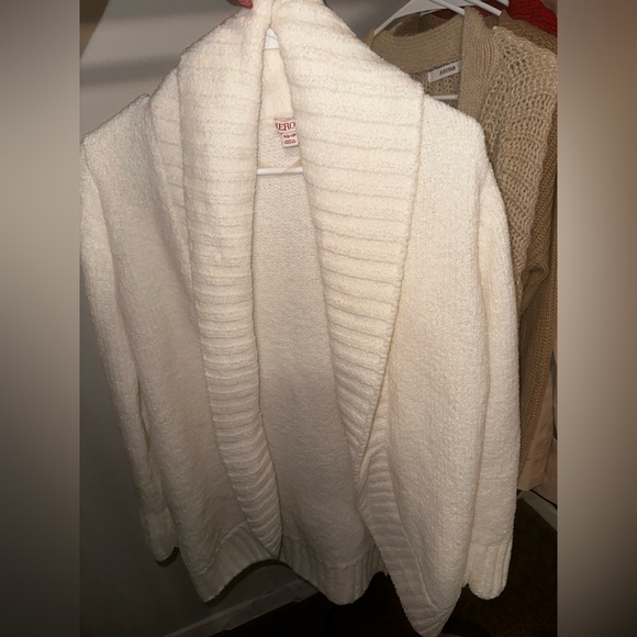 Extra soft thick Cardigan - Picture 2 of 2